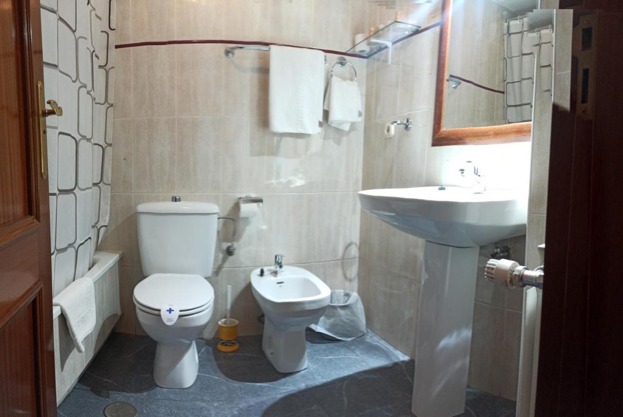 Hostal San Antonio Iscar Ngoại thất bức ảnh