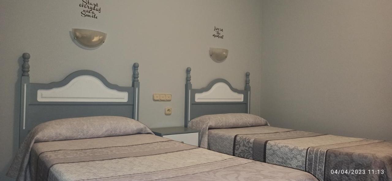 Hostal San Antonio Iscar Ngoại thất bức ảnh