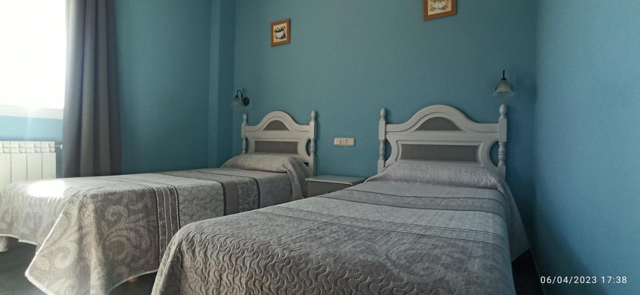 Hostal San Antonio Iscar Ngoại thất bức ảnh
